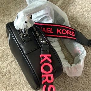 COPY - Michael kors tape body bag